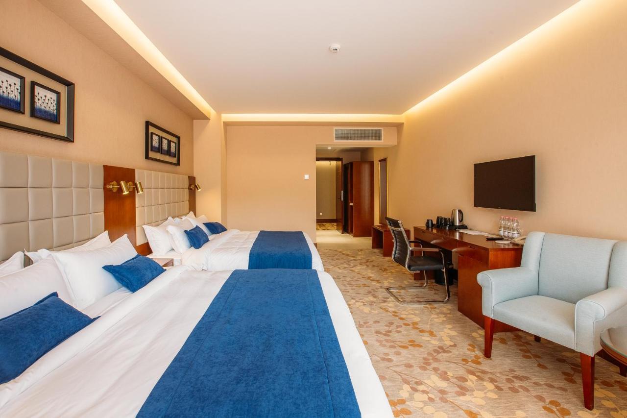 Reikartz Horizont Tbilisi Otel Dış mekan fotoğraf