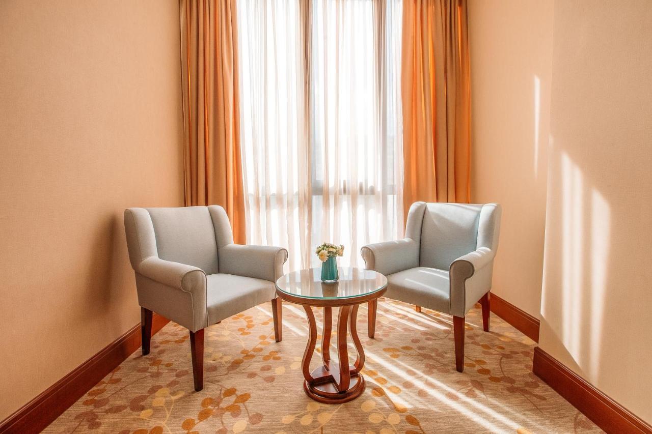 Reikartz Horizont Tbilisi Otel Dış mekan fotoğraf